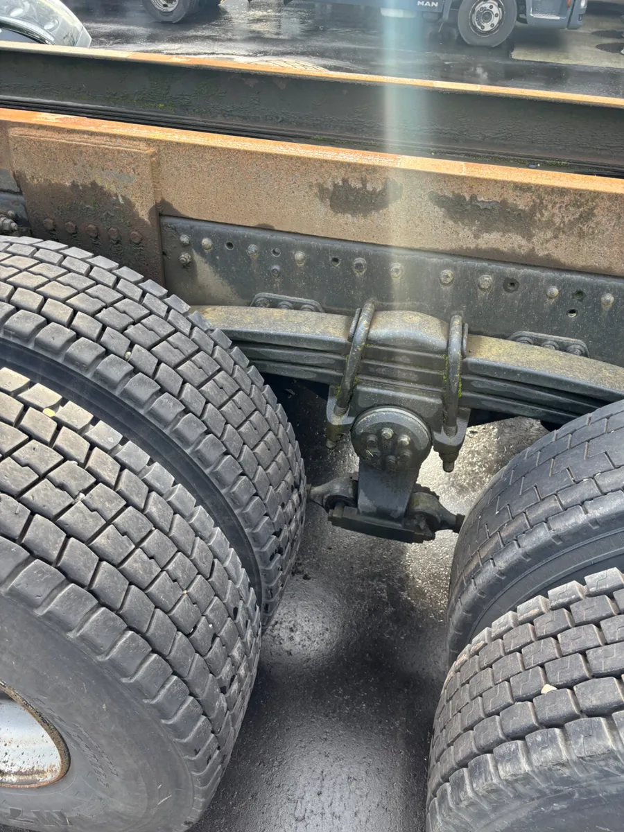 2015 MAN TGS 8X4 - Image 4