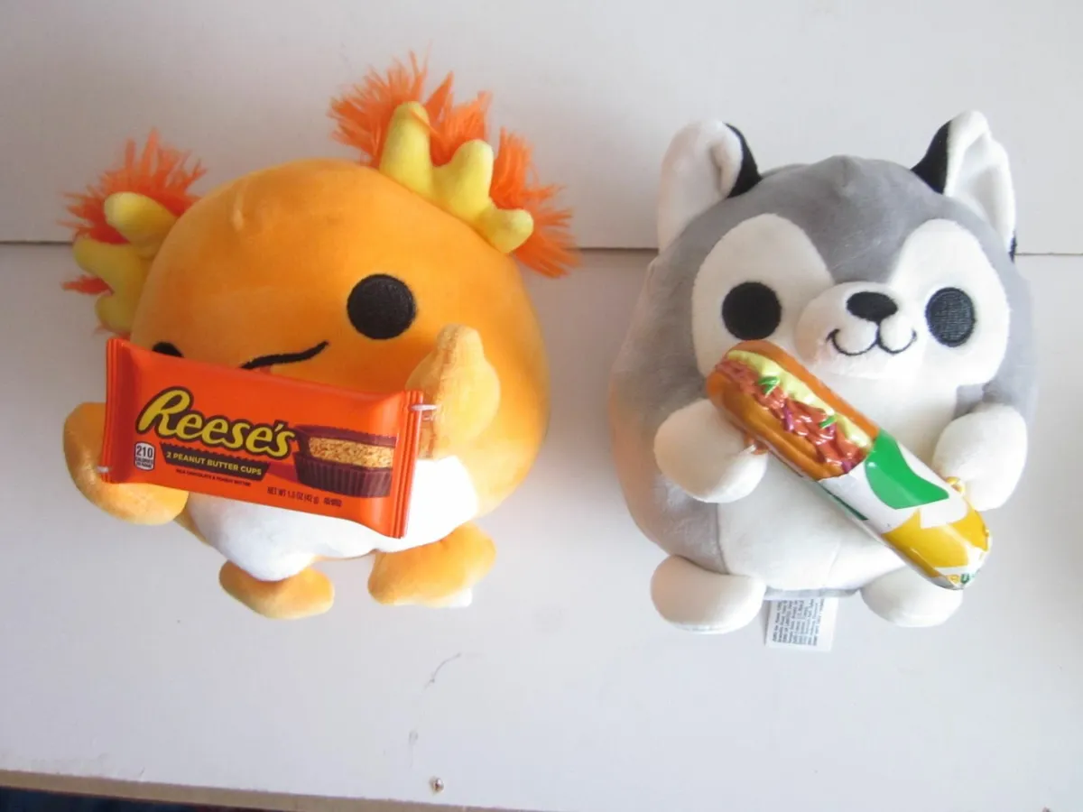 2 Snackles Cuddly Squishy Plush 14cm - Image 1