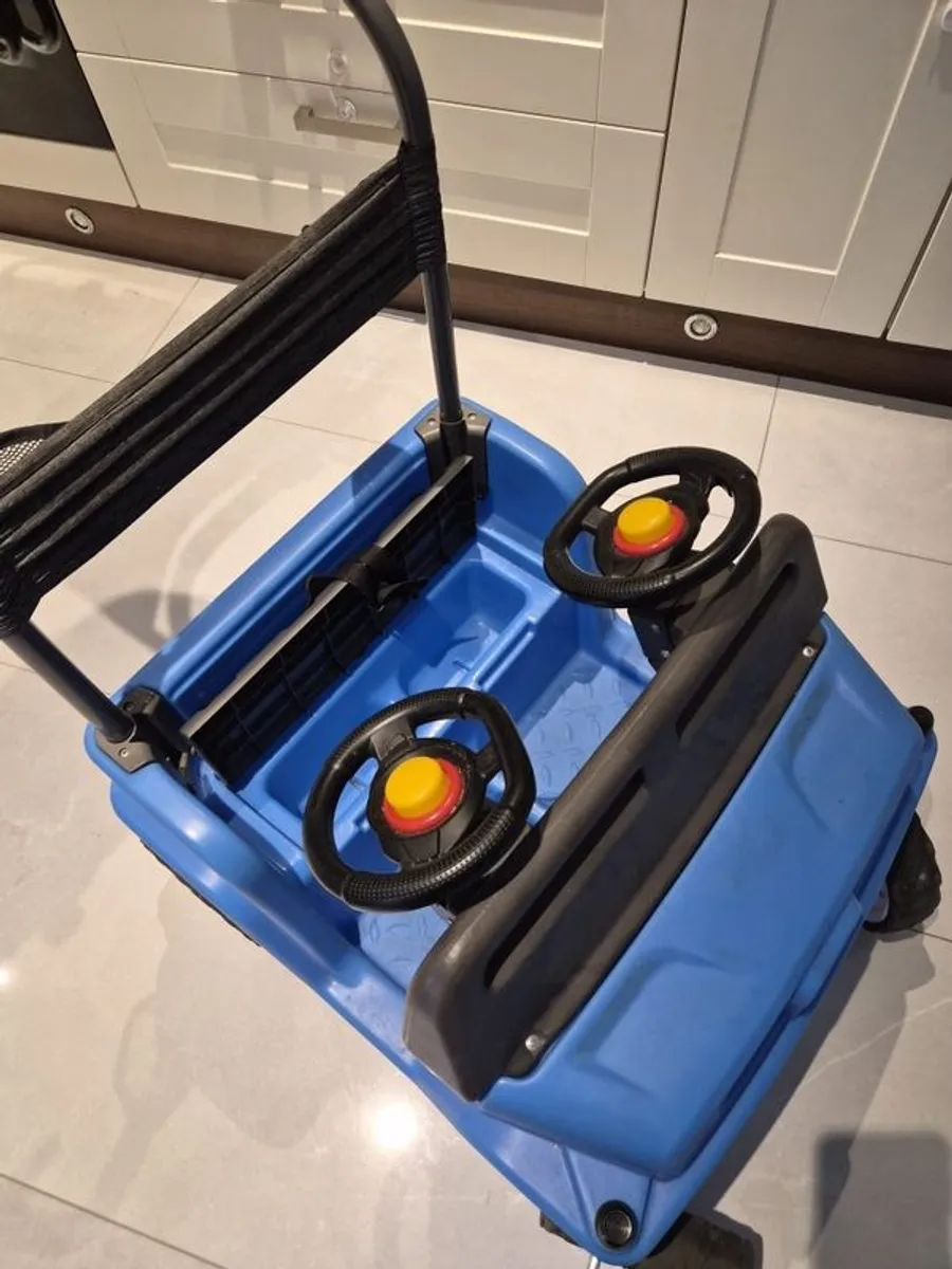 Double Seater Car for toddlers - Image 1