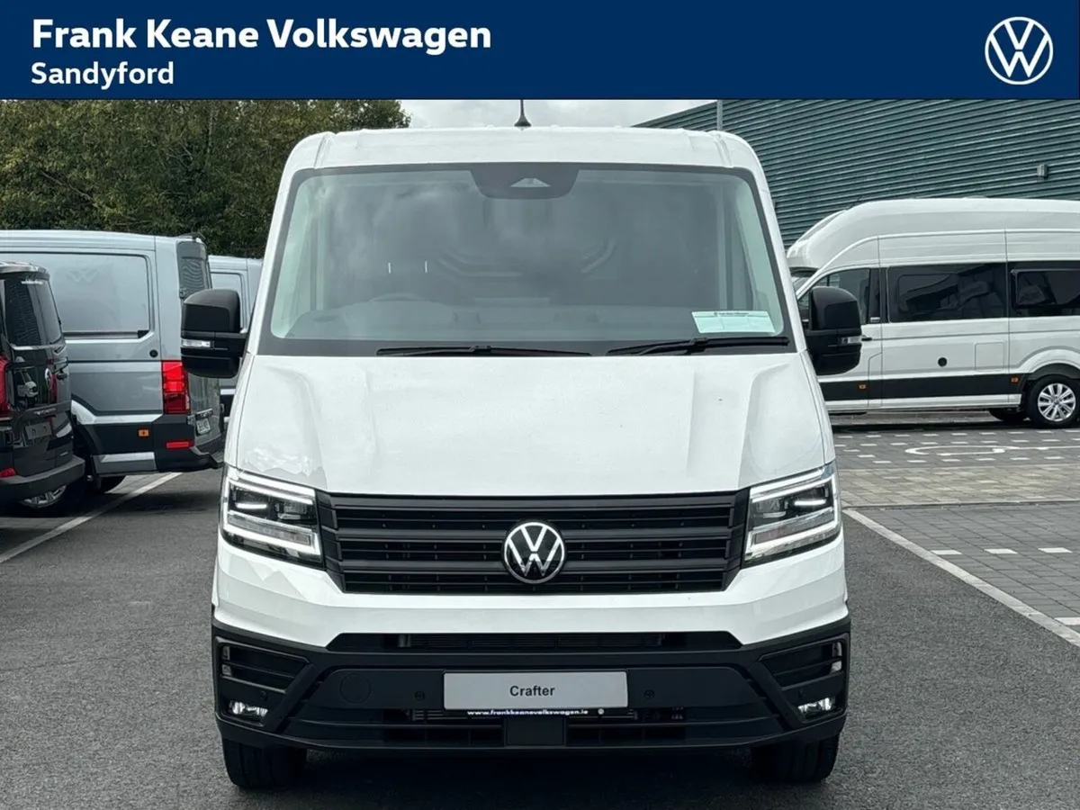 Volkswagen Crafter HIGHLINE AUTO 30 MWB 140BHP *DE - Image 3
