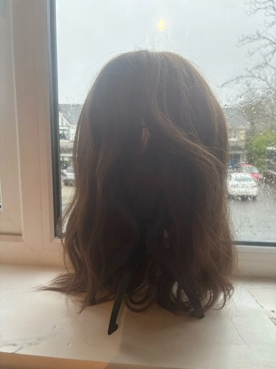 Long Brown hair wig - Image 2