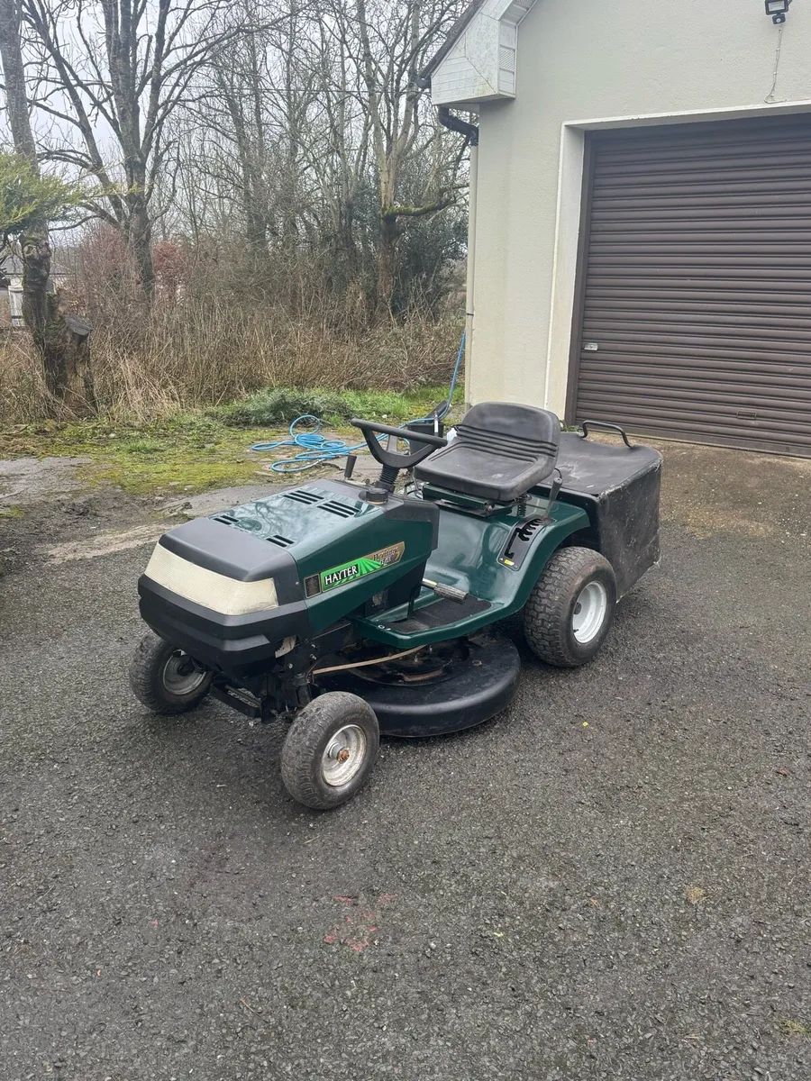 Ride on mower - Image 1