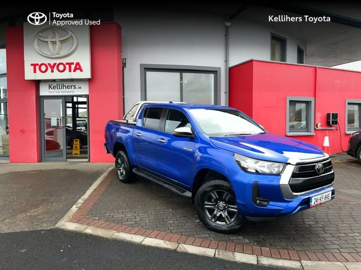 Toyota Hilux 2.8 SR5 D/CAB AUTO - Image 1