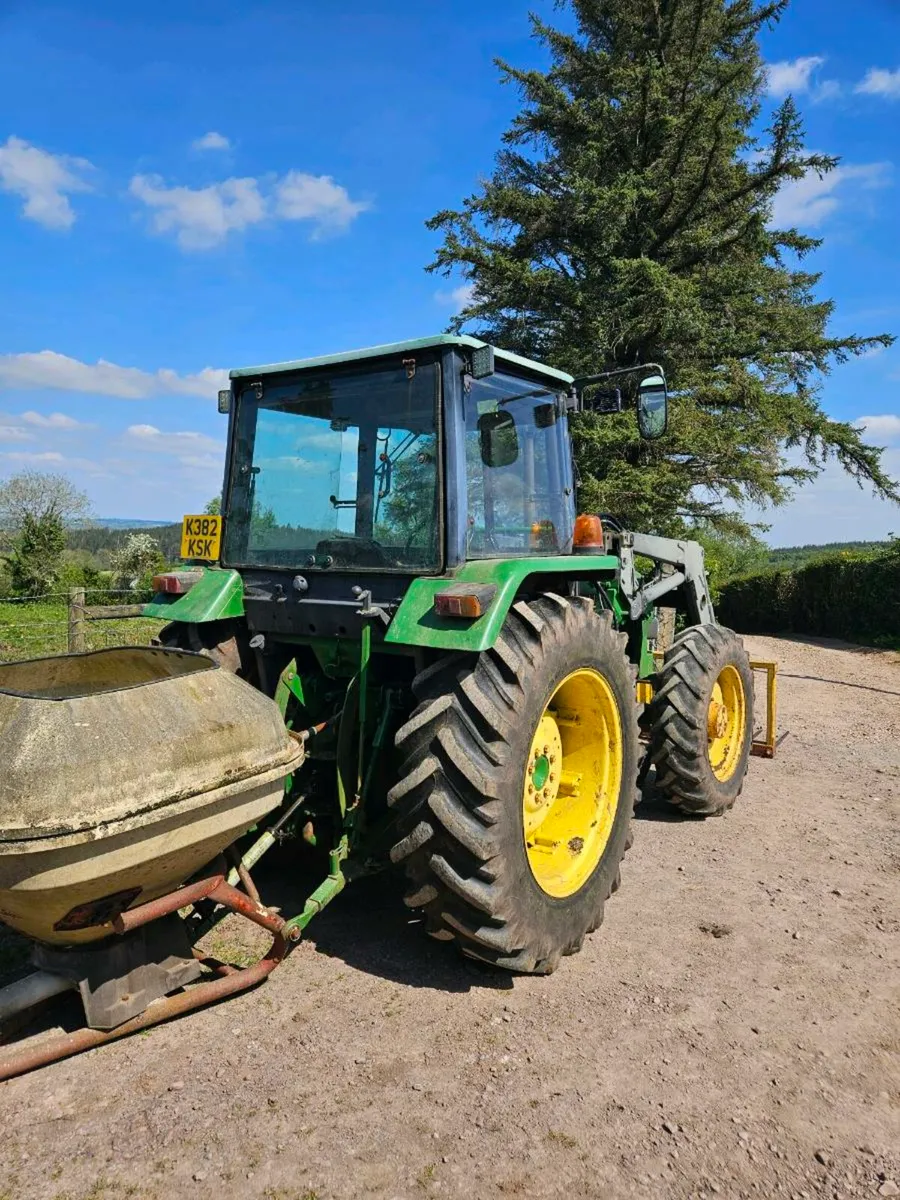 1992 John Deere 2650 - Image 2