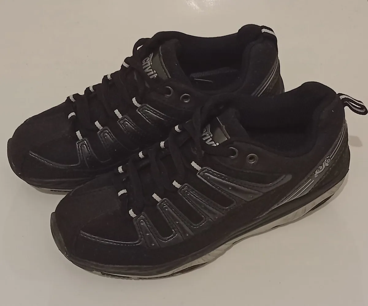 MBT Trainers - Image 3