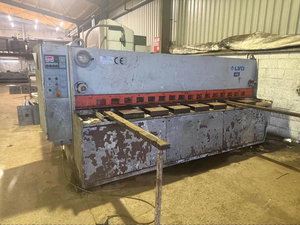 guillotine - Image 4