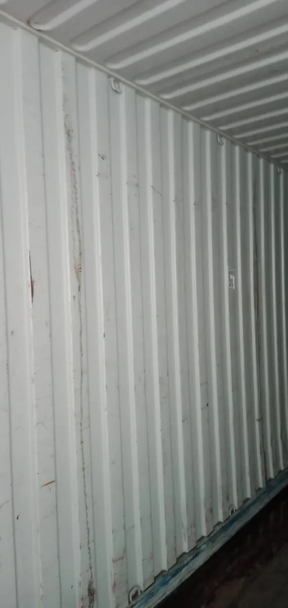45ft damaged shipping container - Image 1