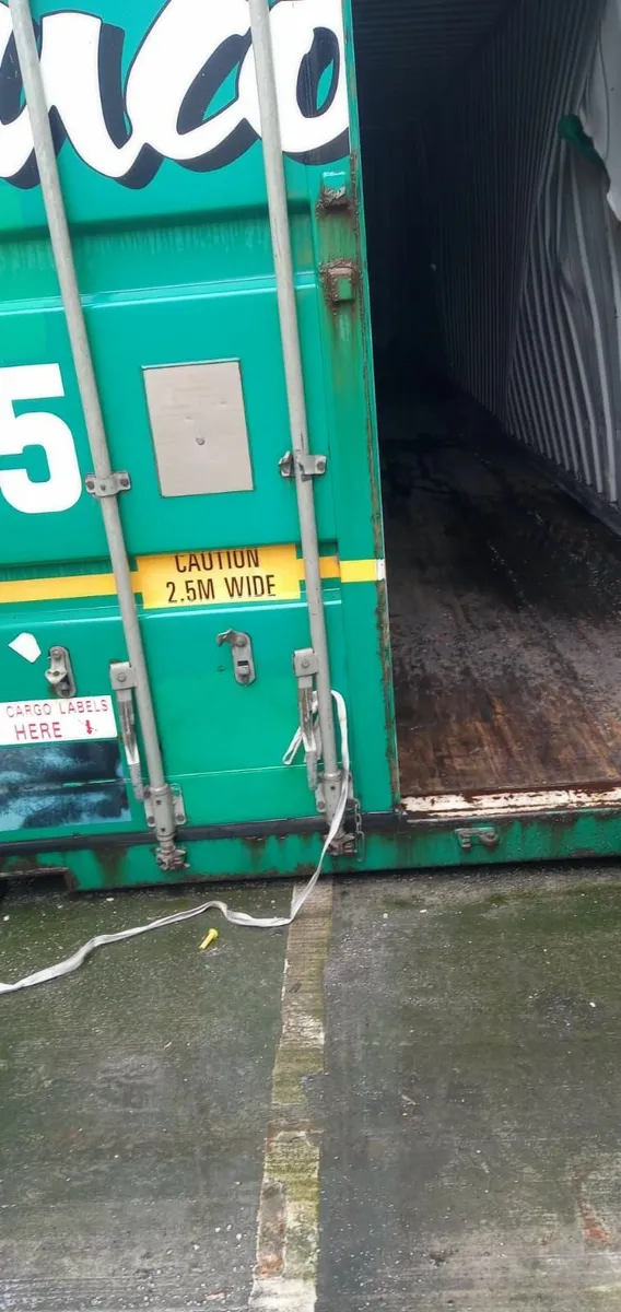 45ft damaged shipping container - Image 3