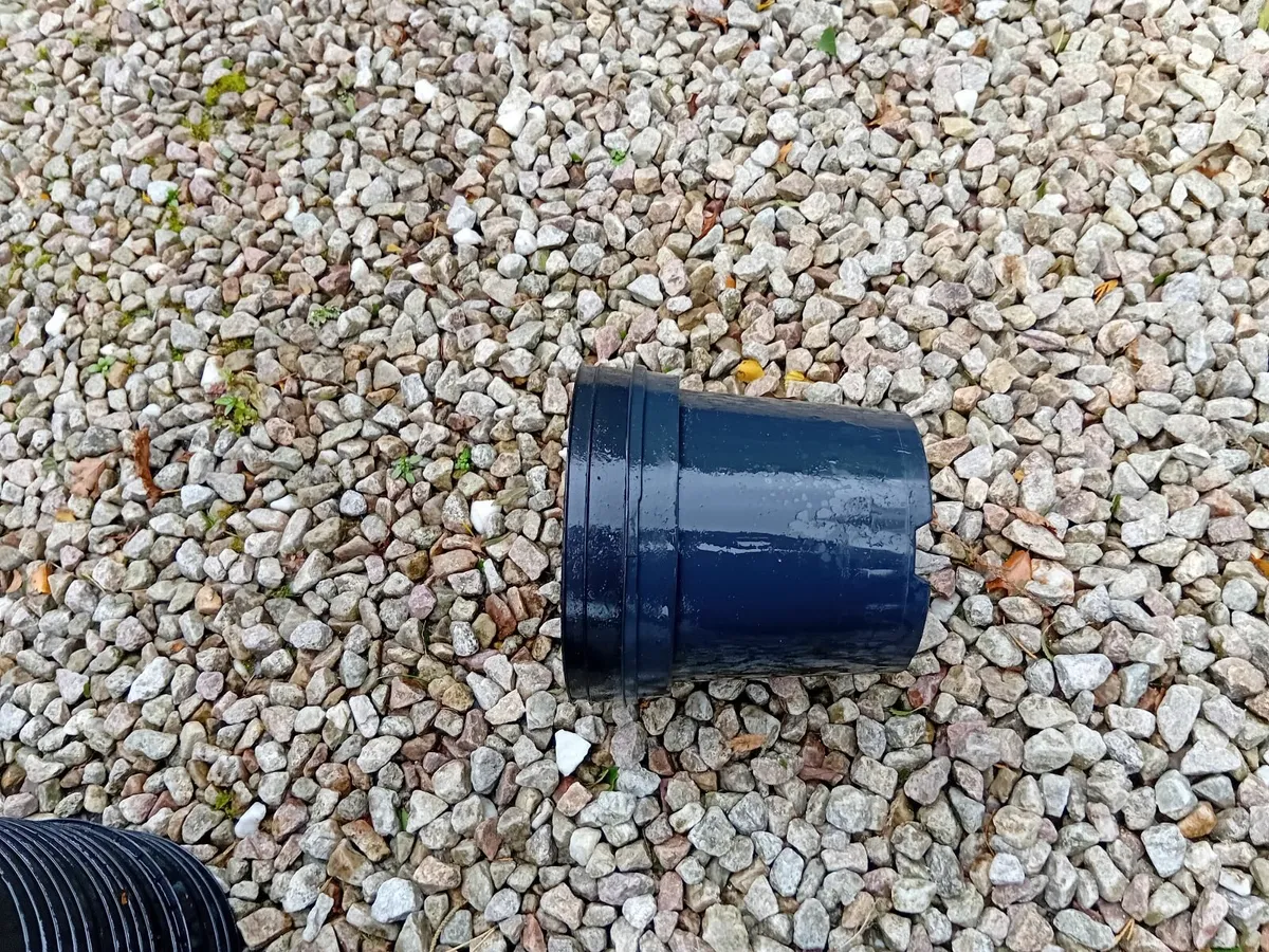 Plastic pots - Image 3