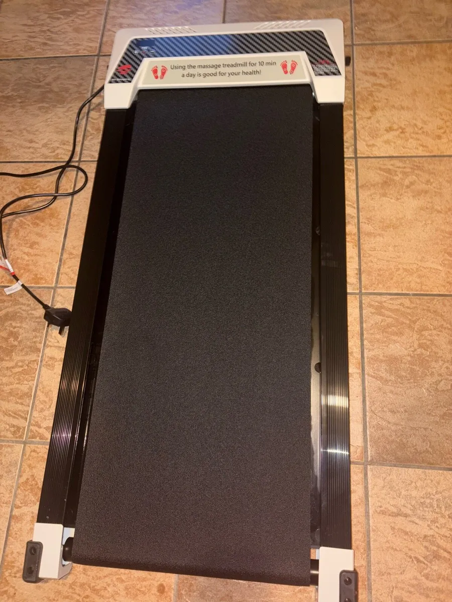 BRAND NEW || 2 sided remote controlled walking pad - Image 3