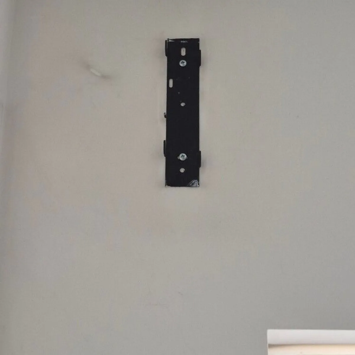 Bang & Olufsen Beoplay V1-40 TV with all the extras. - Image 4