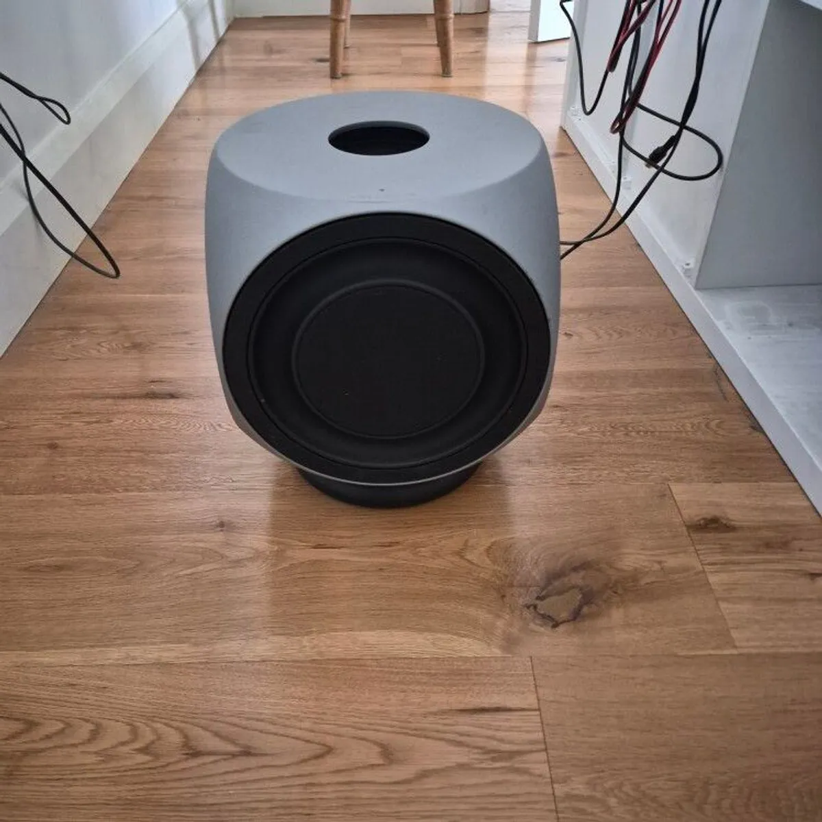 Bang & Olufsen Beoplay V1-40 TV with all the extras. - Image 1