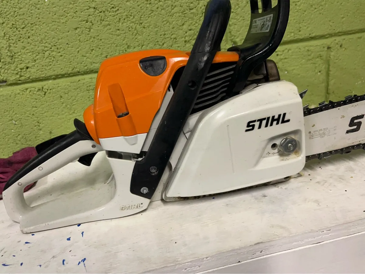 Stihl 241 chainsaw - Image 1