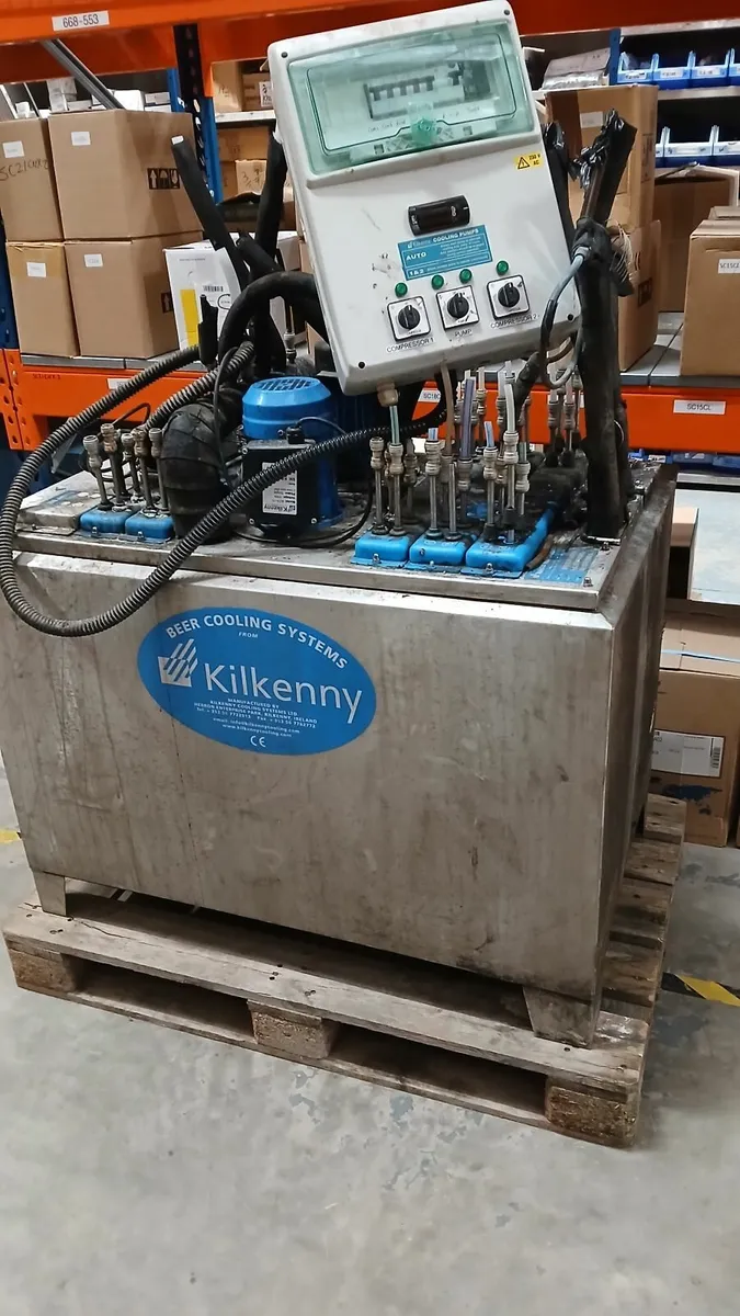 Beer cooler - Image 1