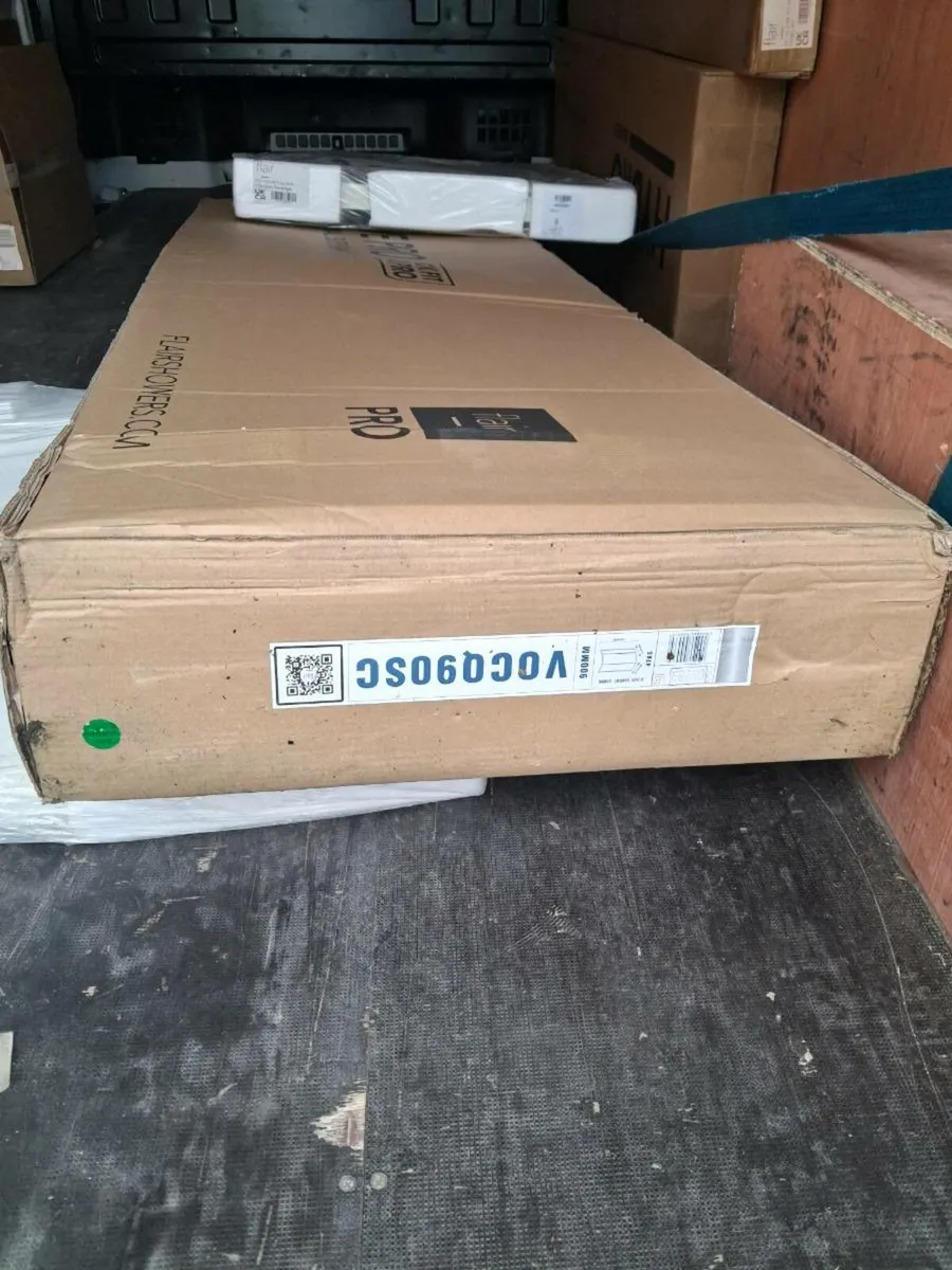 Shower door and tray - Image 2