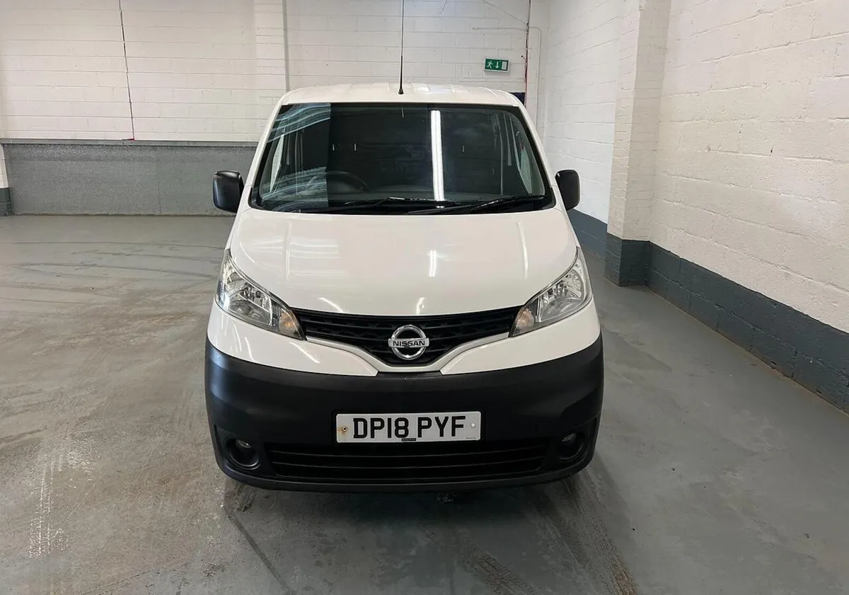 2018 Nissan NV200 Small Panel Van - Image 3