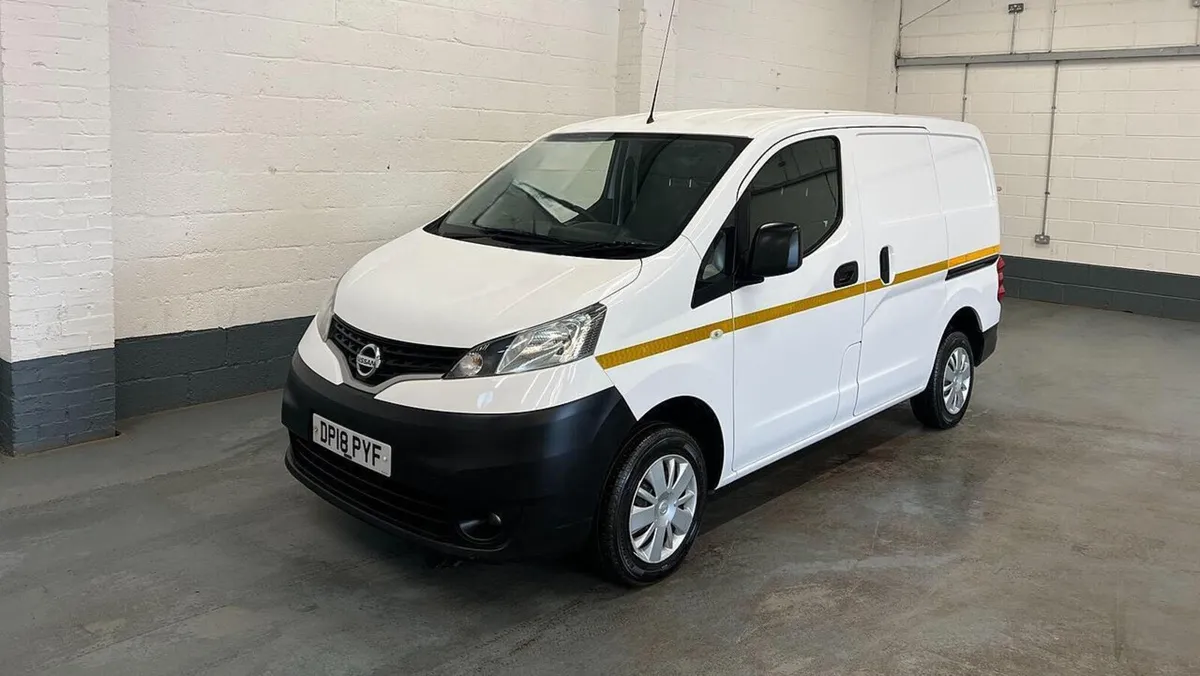 2018 Nissan NV200 Small Panel Van - Image 4