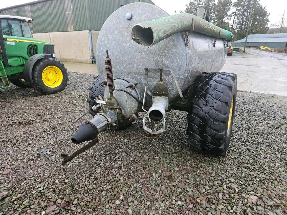 1100 gal major tank - Image 4