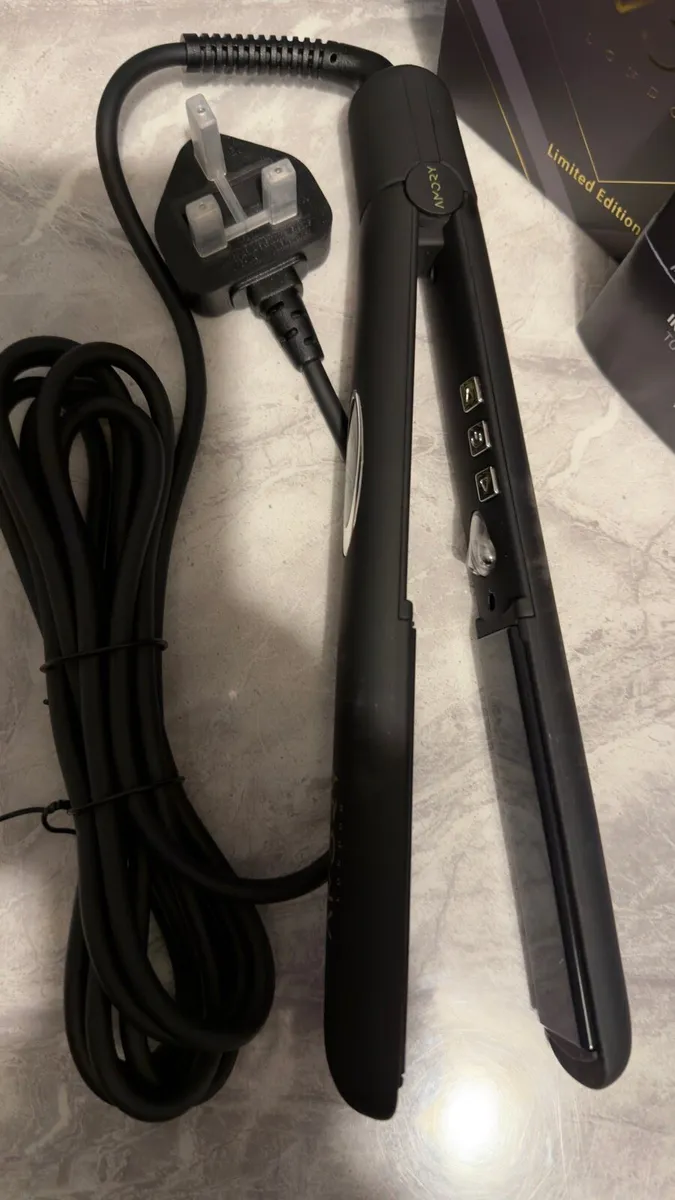 New Hair straightener - Image 3