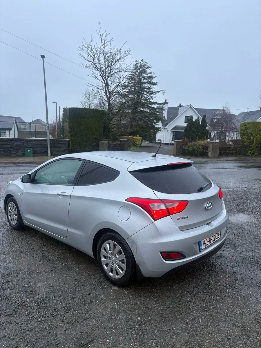 Hyundai i30 - Image 2