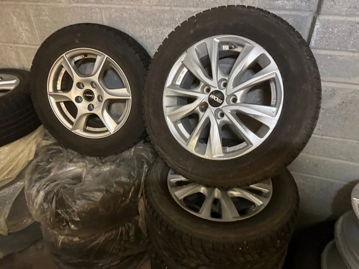 Alloy and spare wheels - Image 3