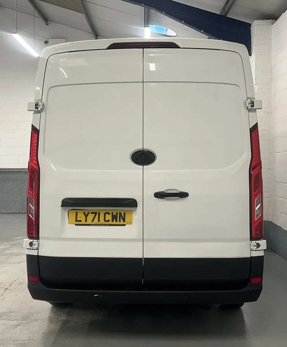 2021 Maxus Deliver 9 Panel Van - Image 4