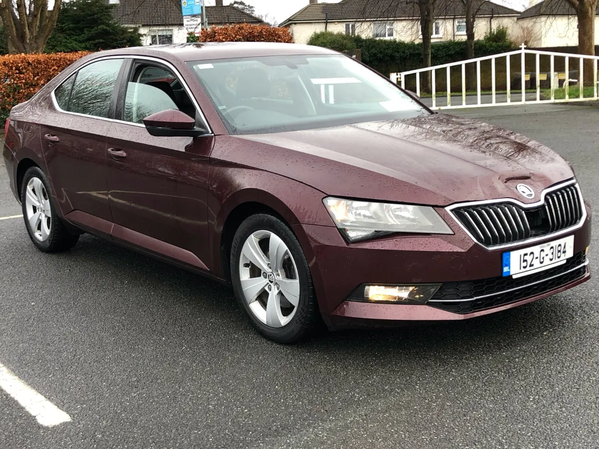 Skoda Superb 2015 1.6TDI, LIGHT DAMAGE - Image 3