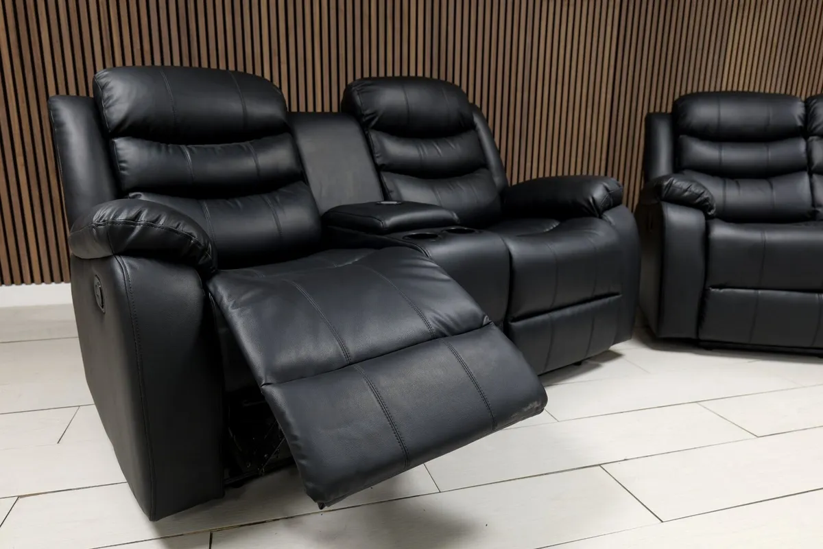 Black 3+2 Roma Wireless Charging Leather Recliner - Image 3