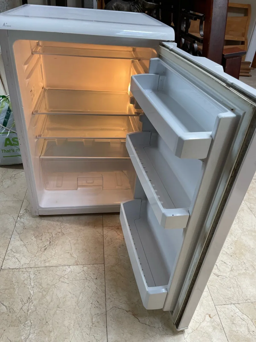 Quality Brand Beko Undercounter Larder Fridge - Image 2