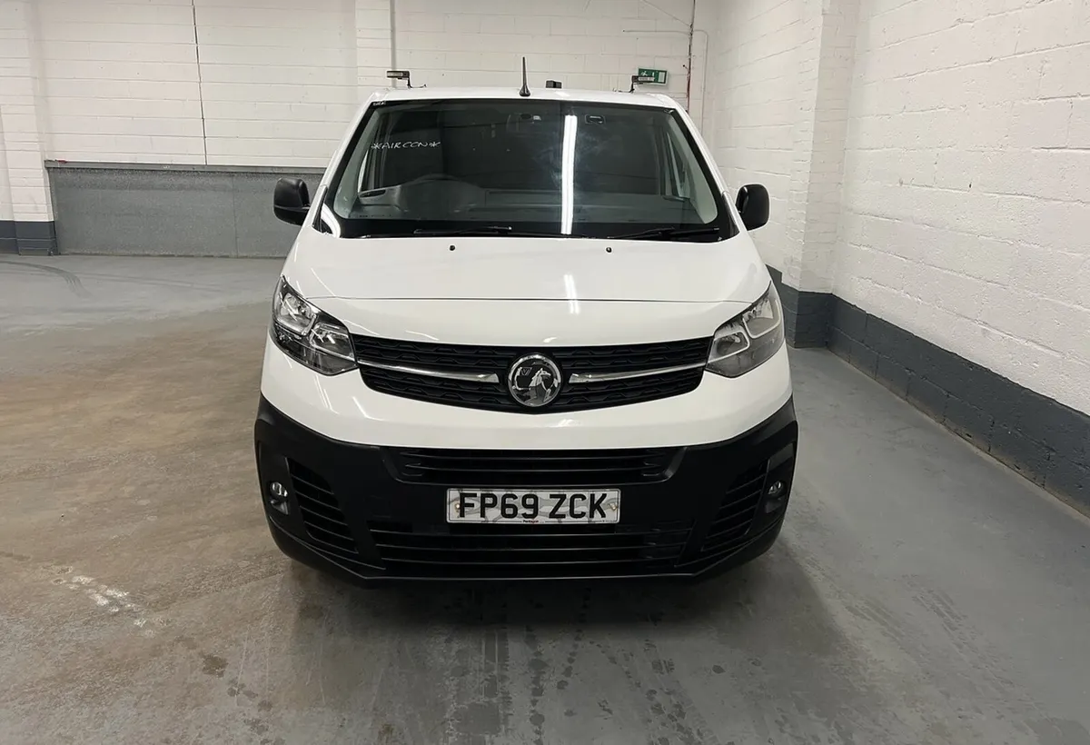 2019 Vauxhall Vivaro Small Panel Van - Image 2