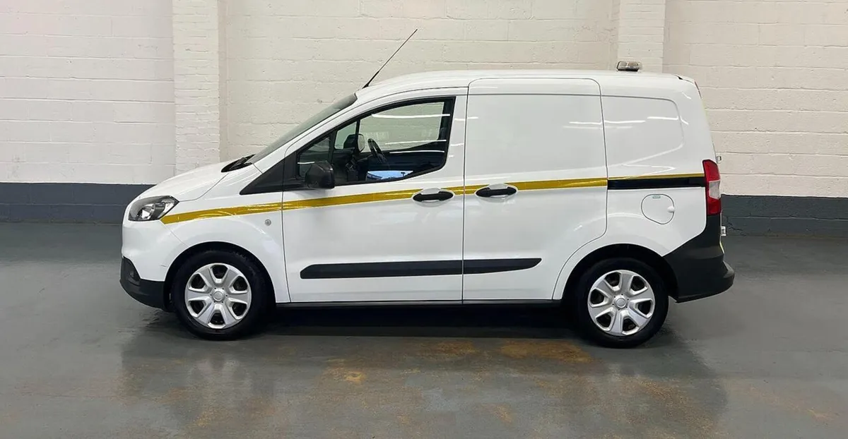 2021 Ford Transit Courier Small Panel Van - Image 2