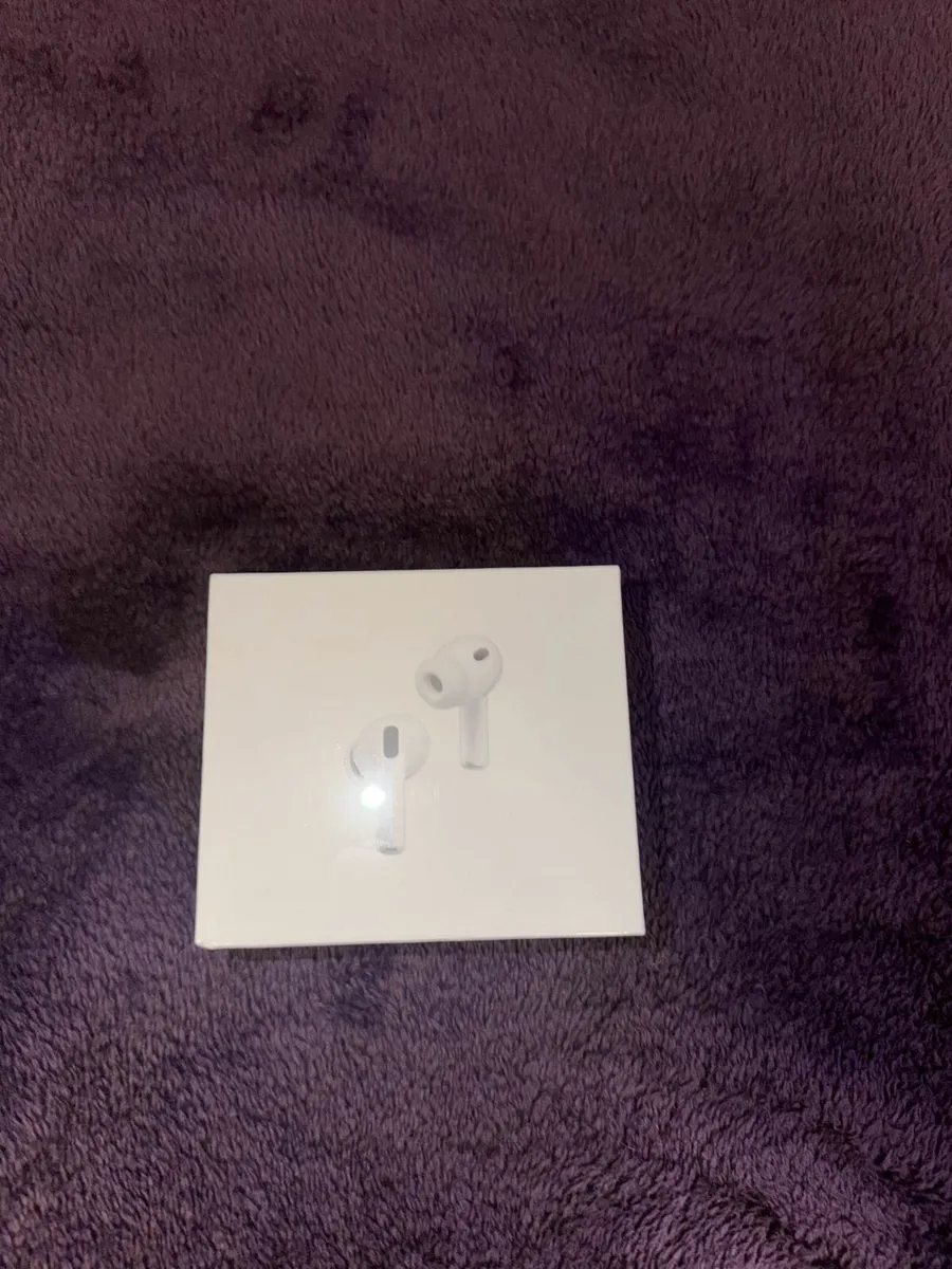 Air Pods Pro Gen3 QUICK SELL - Image 1