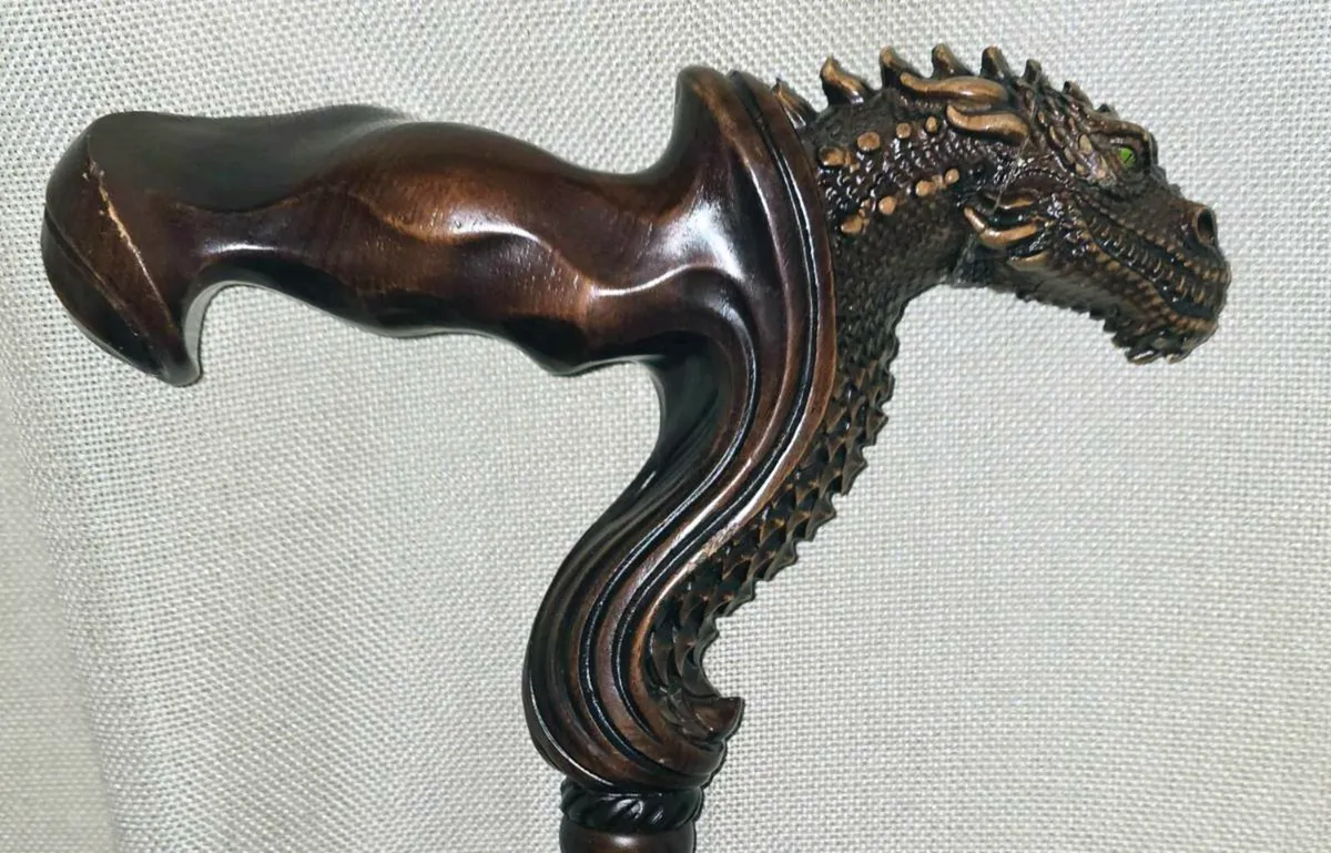 RARE, HUGE DRAGON, Hand Carved Birchwood 28"Cane - Image 4