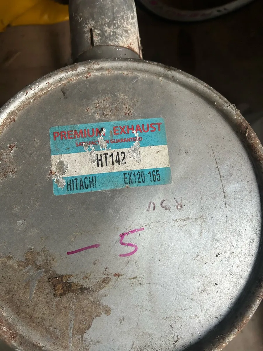 Hitachi hand rail x cab guards - Image 4