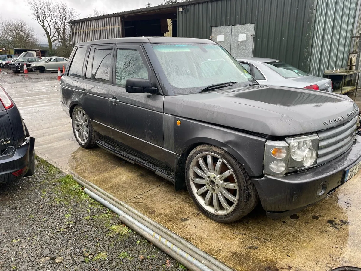 Range Rover for breaking - Image 1