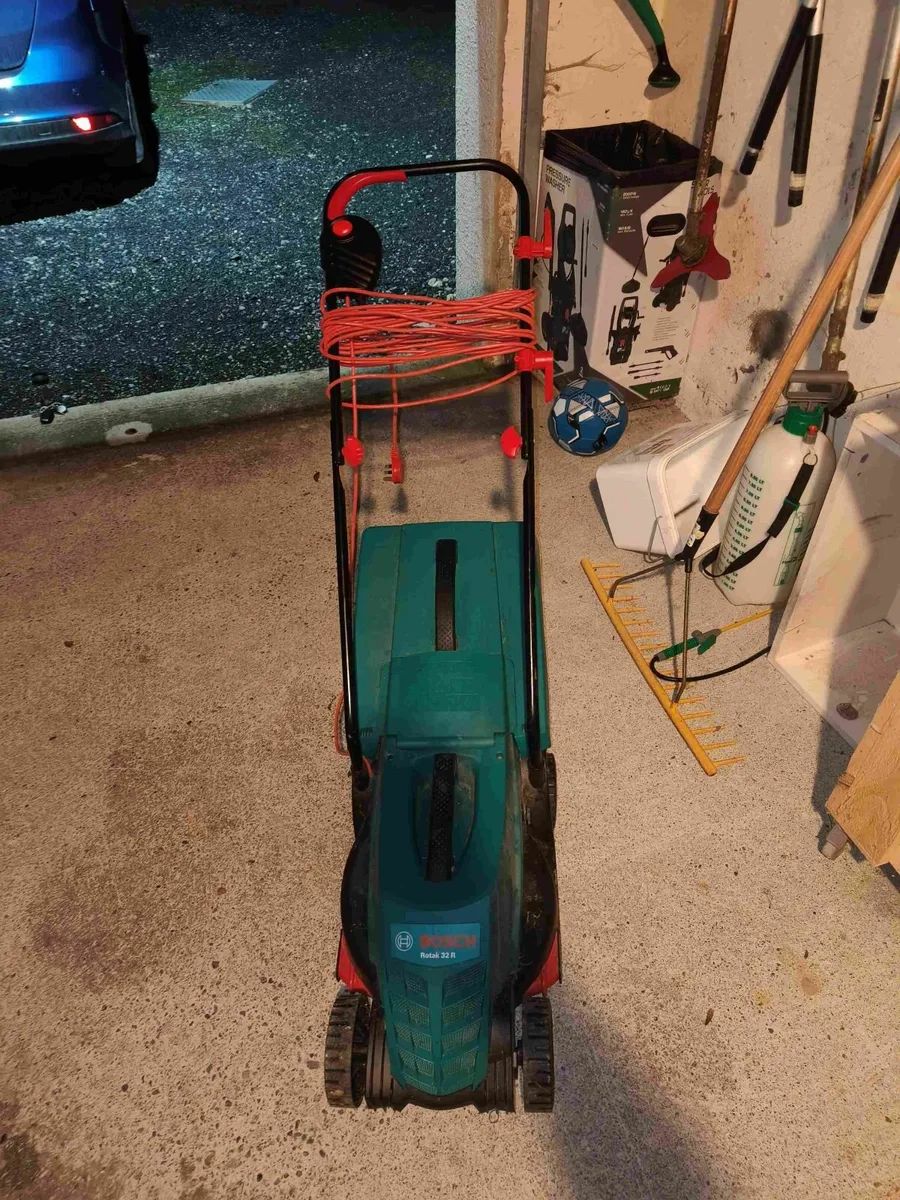 Electric lawnmower & strimmer - Image 2