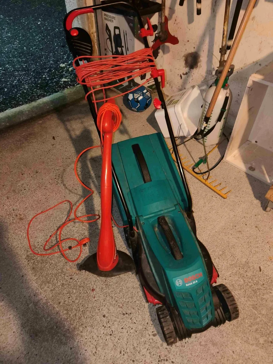 Electric lawnmower & strimmer - Image 1