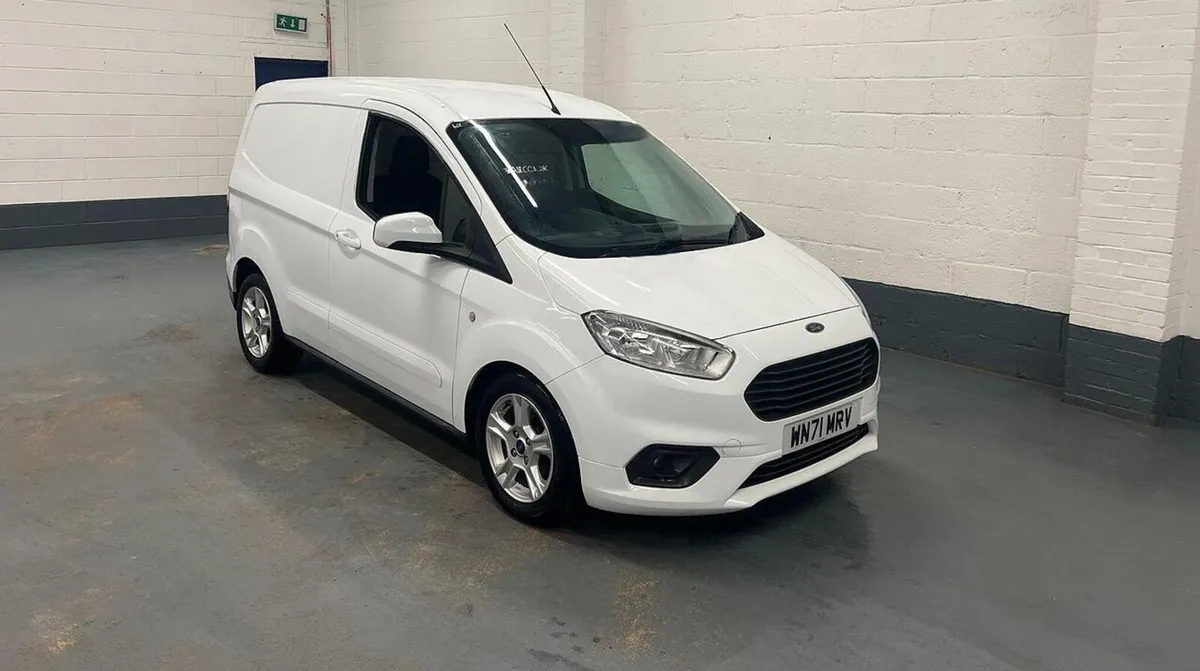 2021 Ford Transit Courier Small Panel Van - Image 3