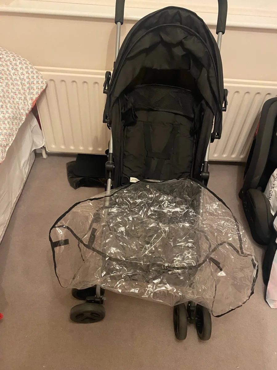 Quatro  Red Kite Stroller - Image 4