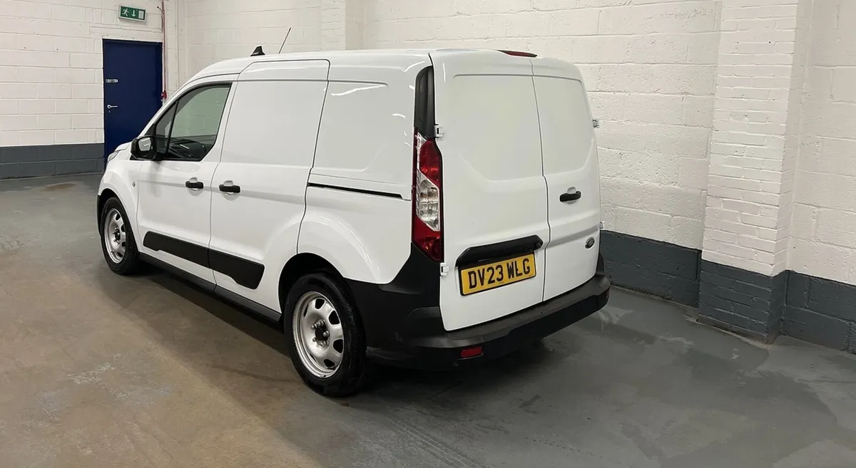 2023 Ford Transit Connect Small Panel Van - Image 3