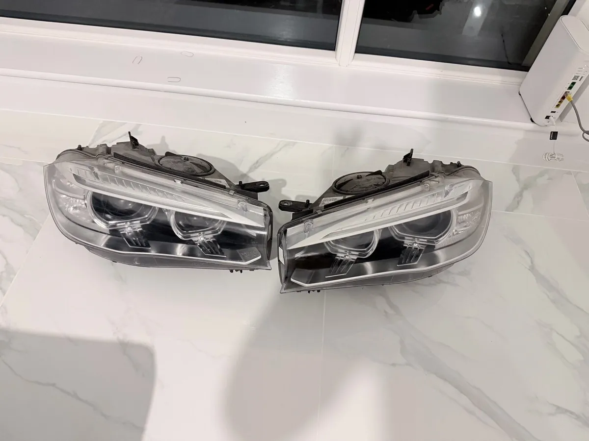 BMW X5 F15 HEADLIGHTS