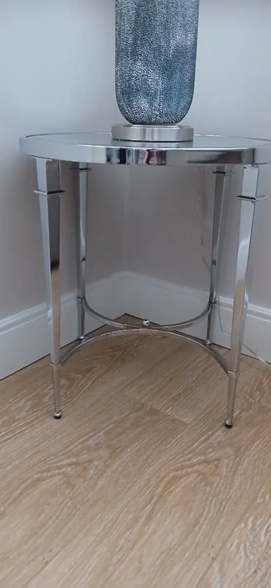 Side table - Image 2