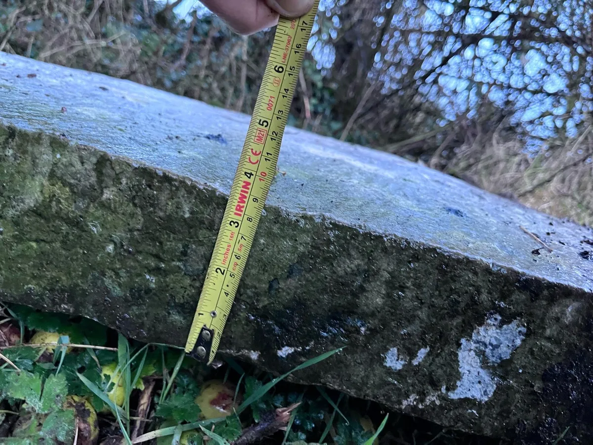 Large matching pair granite pier capping - Image 4
