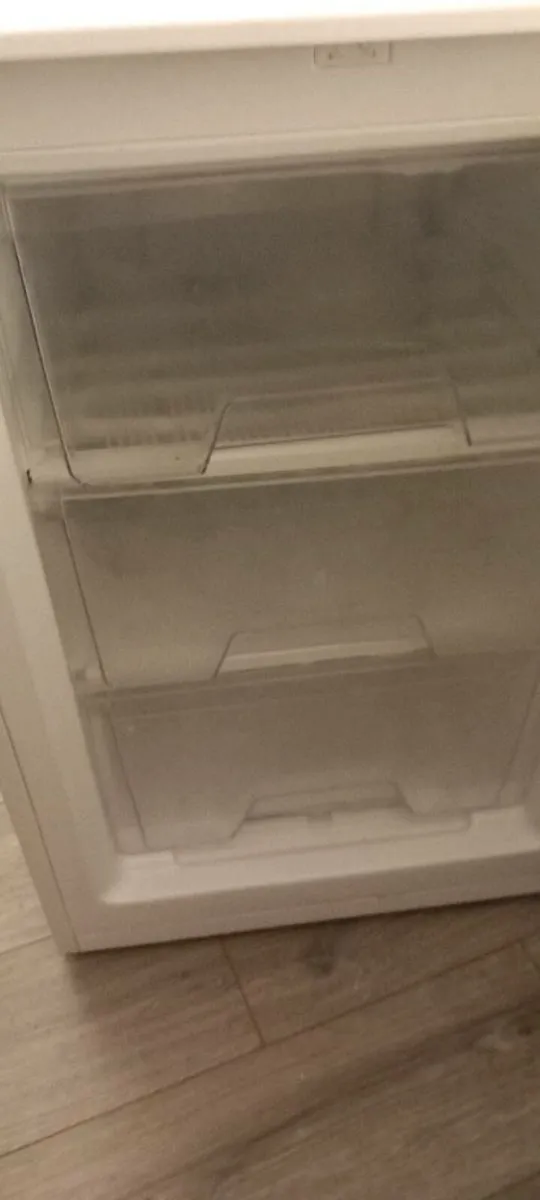 Undercounter freezer - Image 1