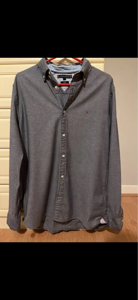 Tommy Hilfiger Shirt Large - Image 2