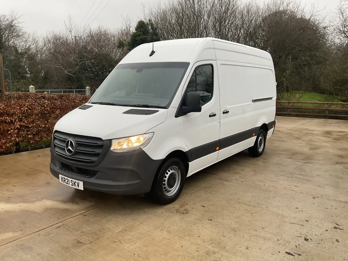2021 Mercedes Sprinter Mwb - Image 2