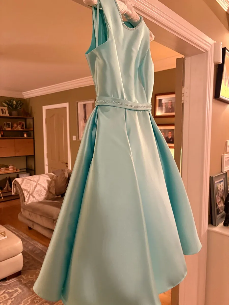 Stunning Mint Confirmation dress age 12 - Image 3