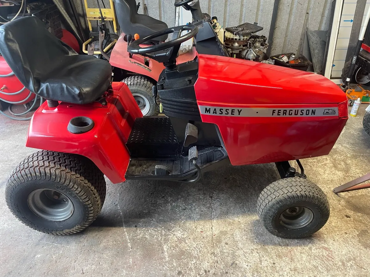 Massey Ferguson Garden tractor - Image 2