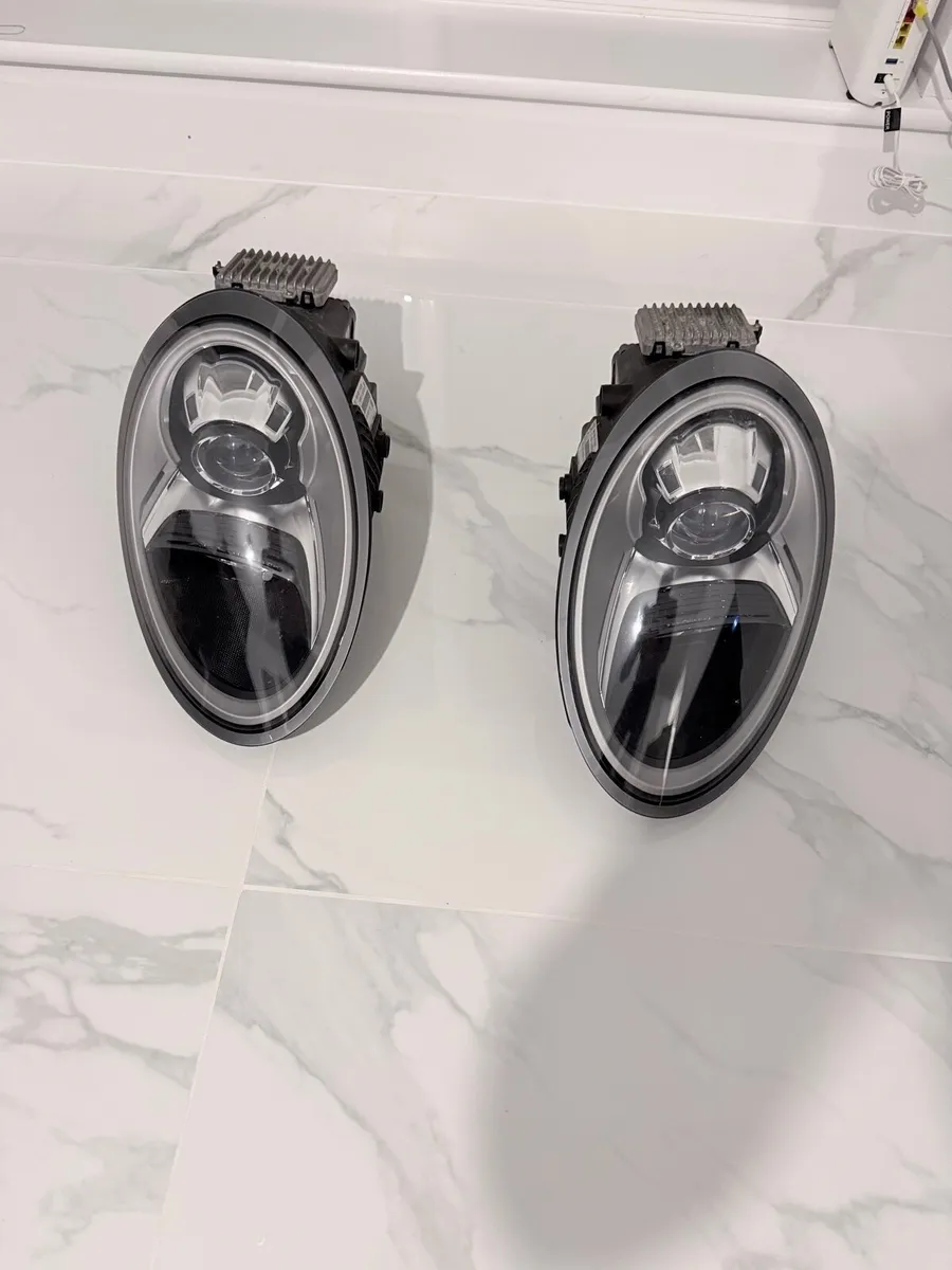 Porshe 991 911 HEADLIGHTS - Image 1
