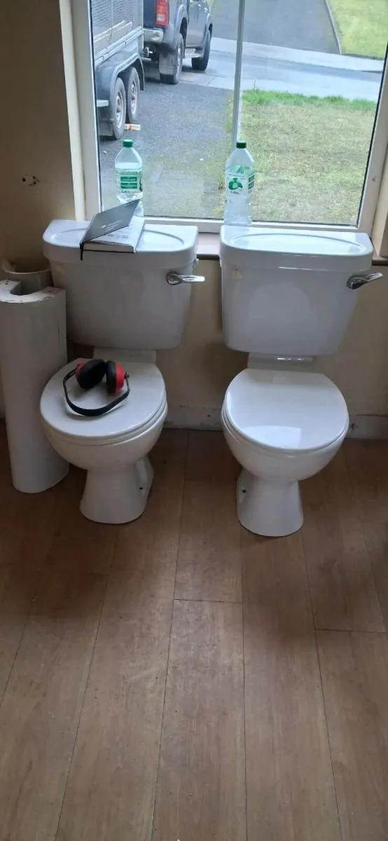 Toilets , perfect order